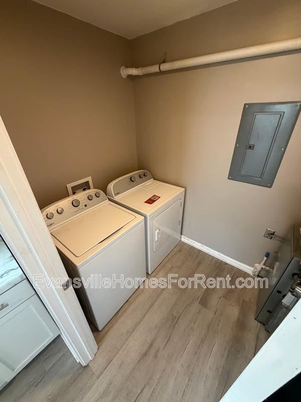 Evansville House: 1404 Oakley Street