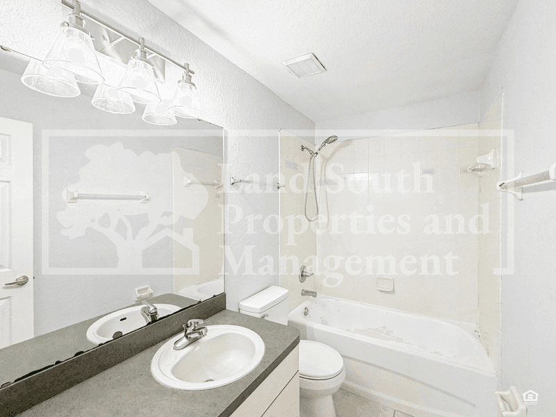 Lakeland House: 5527 Gaur Lane