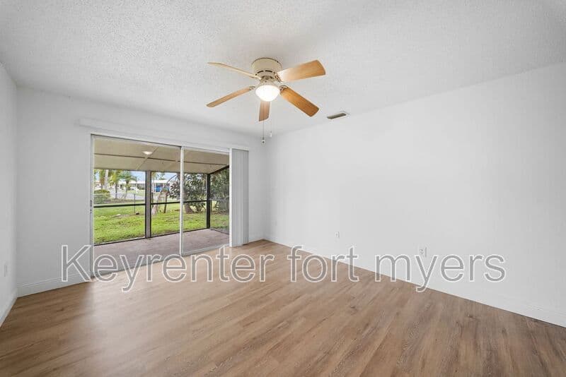 Fort Myers House: 11370 SUMMERWINDS CT