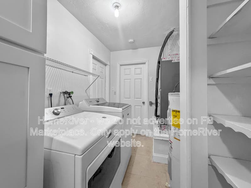 Sunrise House: 8210 NW 20th Ct