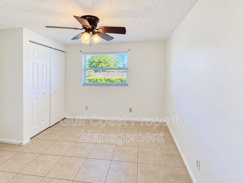 Bradenton House: 3104 49th Ave Drive West