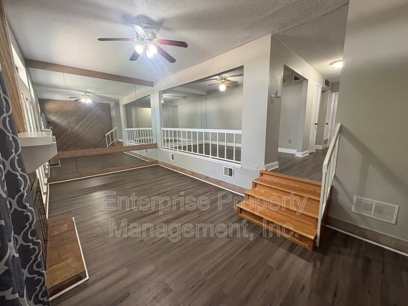 Cordova Condo: 8176 Harley Square
