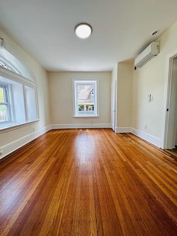 Philadelphia Condo: 144 W Washington Ln