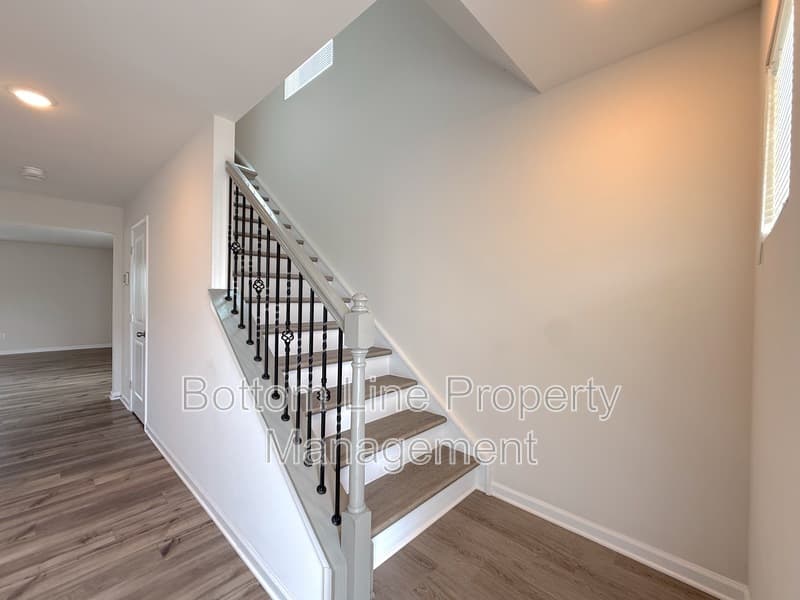 Catawba House: 5336 Small Street