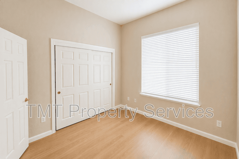 Elk Grove House: 9348 Sierra Spring Way