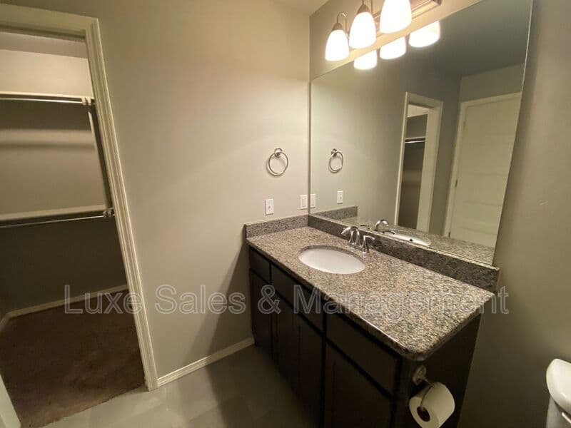 Oklahoma City House: 6933 Mayberry Lane