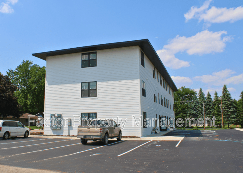 Mankato Condo: 1300 Warren Street