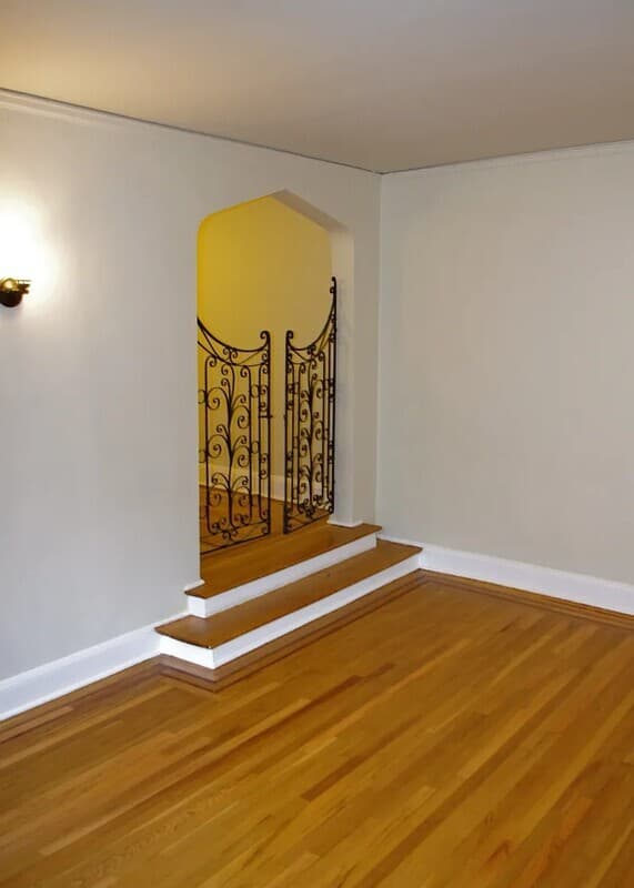 Bronx Condo: 3875 Waldo Ave