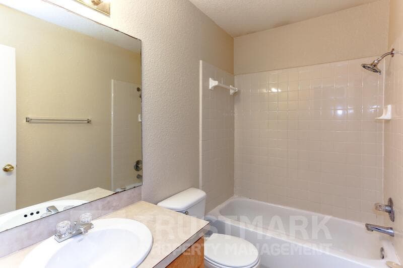 Killeen Townhome: 4501 B Mattie Dr