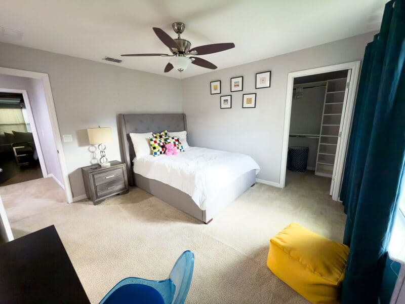 Orlando House: 14823 Golden Sunburst Avenue