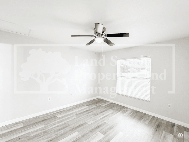Lakeland House: 5527 Gaur Lane