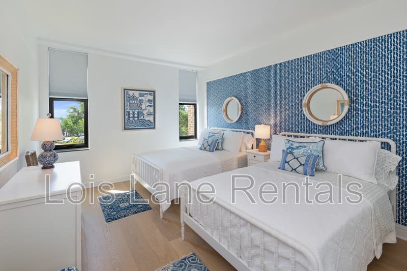Charleston Condo: 14 Lockwood Drive, #2D - 1