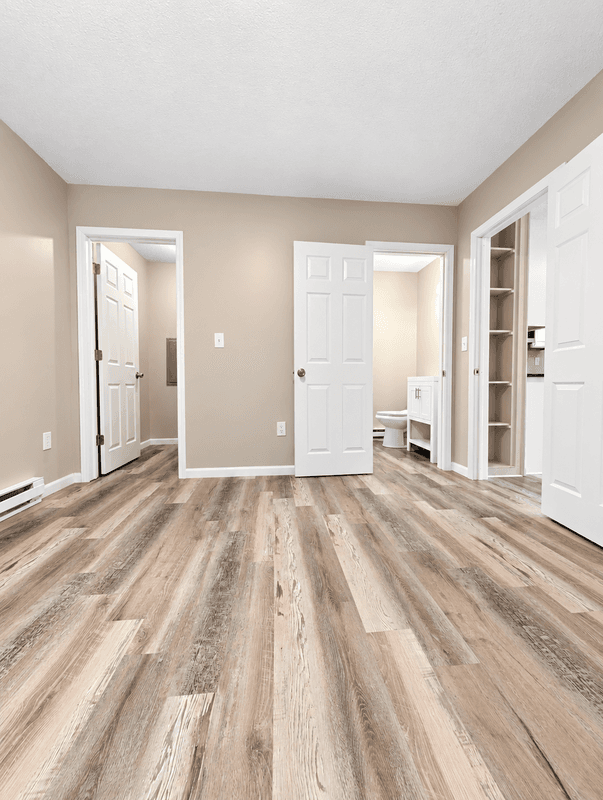 Montville Condo: 315 Rte 163 Apt 15