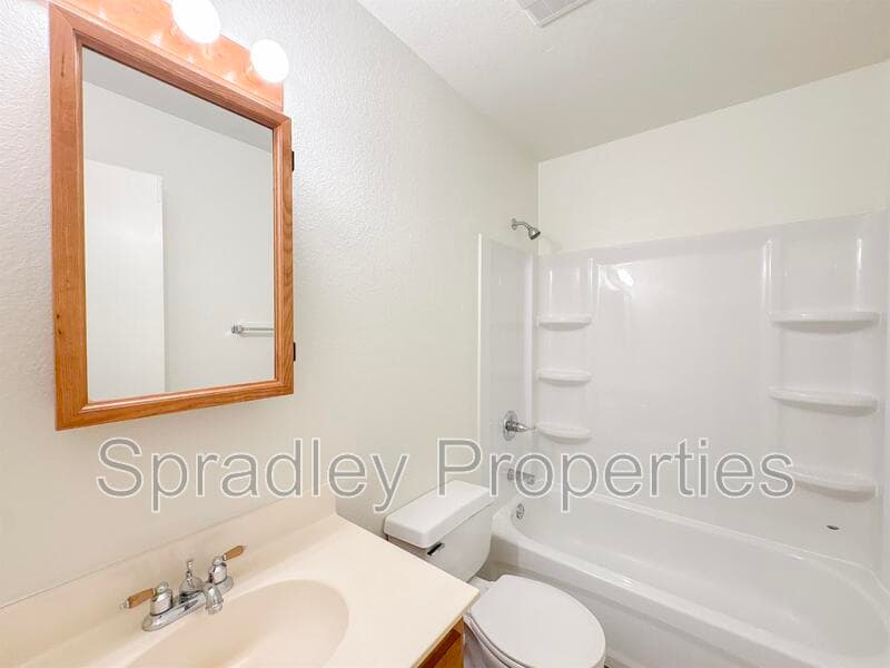 Belton Condo: 406B N Lp 121