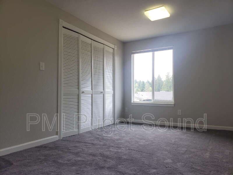 Federal Way House: 32728 35th Ave SW