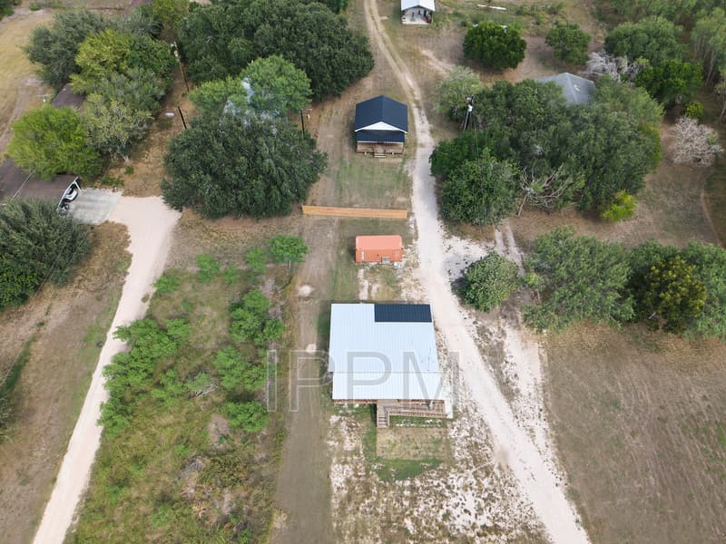 LYFORD House: 5672 IH 69E