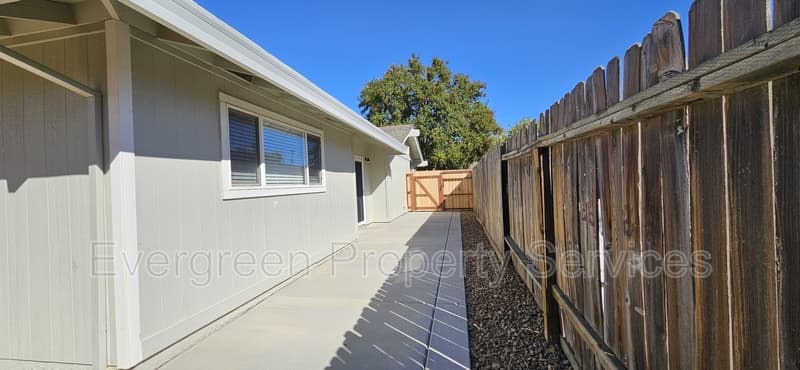 Folsom Condo: 34A Dean Way