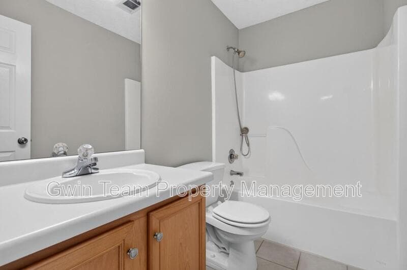 Monroe House: 4025 Hemingway Dr