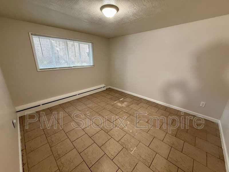 Sioux Falls Condo: 705 W 18th St