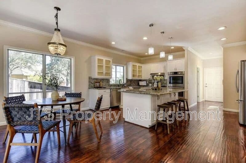 El Dorado Hills House: 4210 Mepham Court
