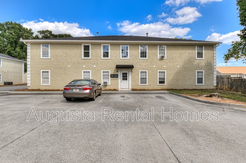 Augusta Condo: 940 Stevens Creek Road 203