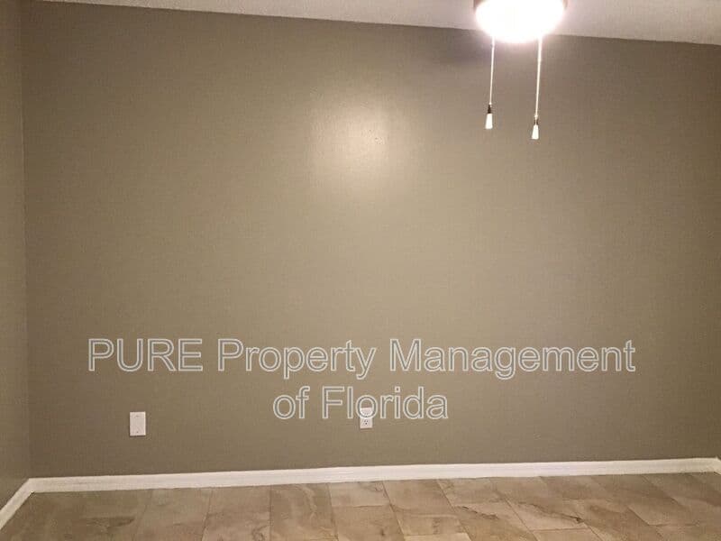 Ocala House: 1902 SW 35 Avenue