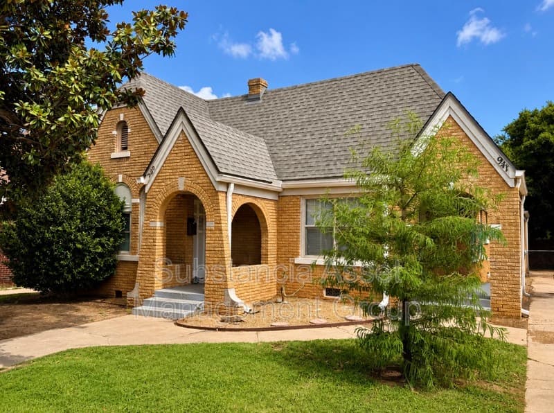 Oklahoma City Condo: 941 East Drive