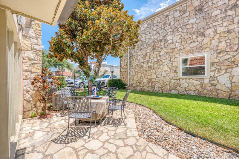 Horseshoe Bay Condo: 200 Free Rein - 5