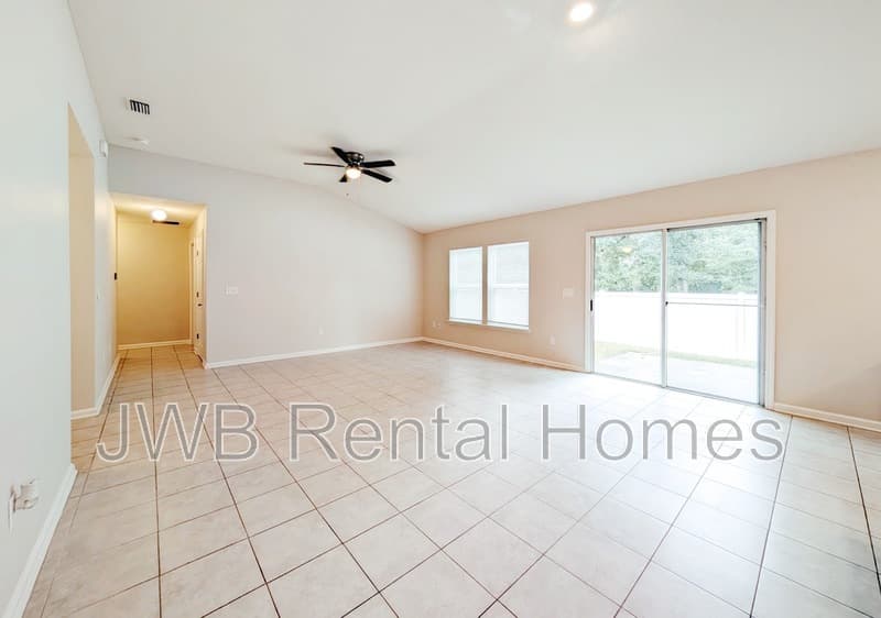 Jacksonville House: 9573 Palm Reserve Dr