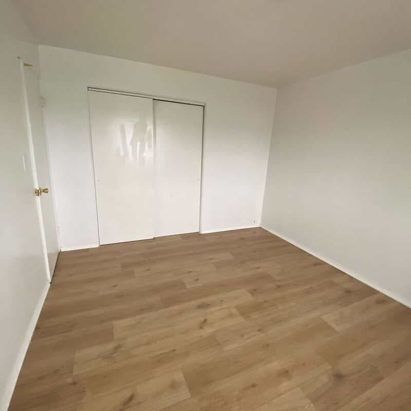 Neenah Condo: 111 Andrew Avenue - 4