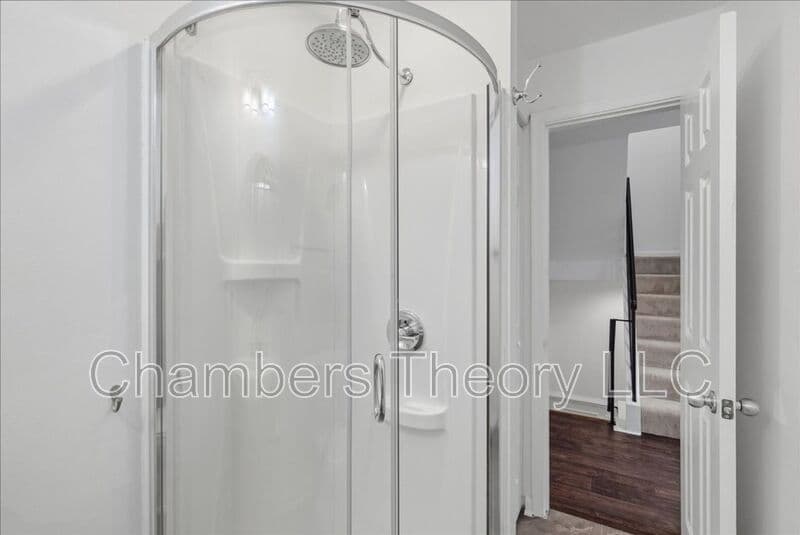 Arlington Condo: 2101 N Rolfe St