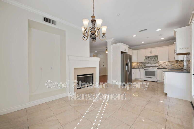 Placentia House: 1760 Taylor Ln
