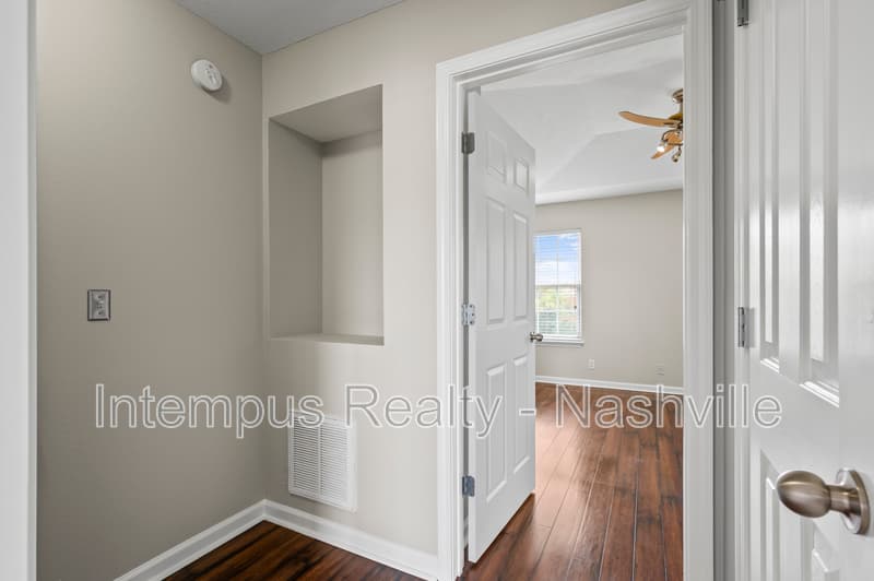 Murfreesboro Townhome: 415 Shoshone Pl
