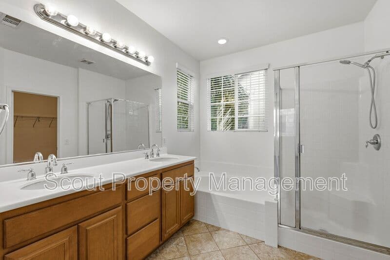 Temecula House: 40099 Annapolis Drive