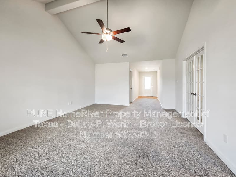 Fort Worth House: 9972 Fighting Falcon Way