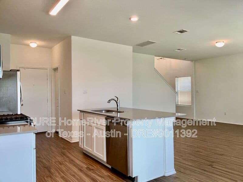 Lago Vista House: 22813 Agave Grove Dr.
