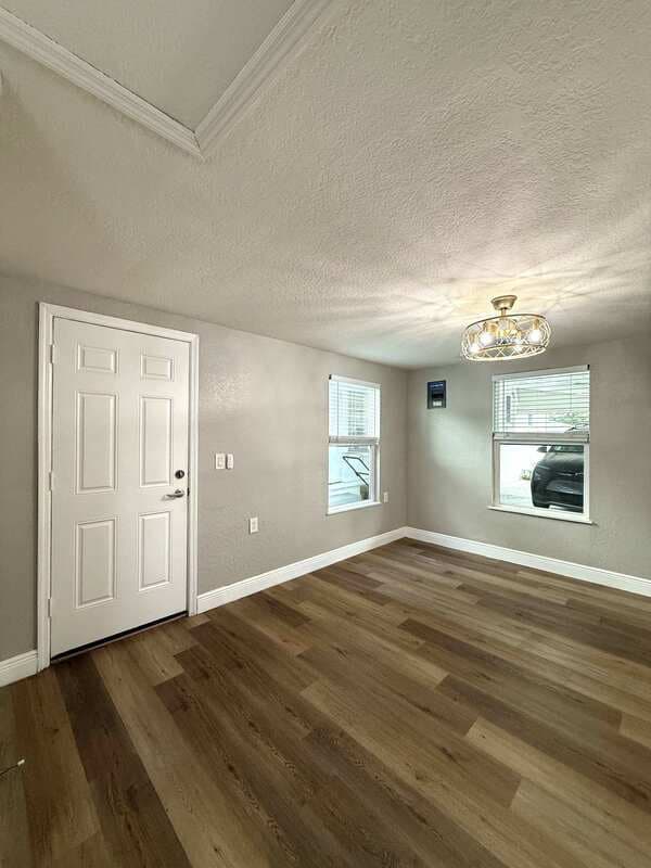Lakeland Condo: 1704 East Elm Road - 1/2