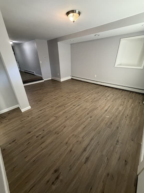 Vernon Condo: 90 Prospect Street - C