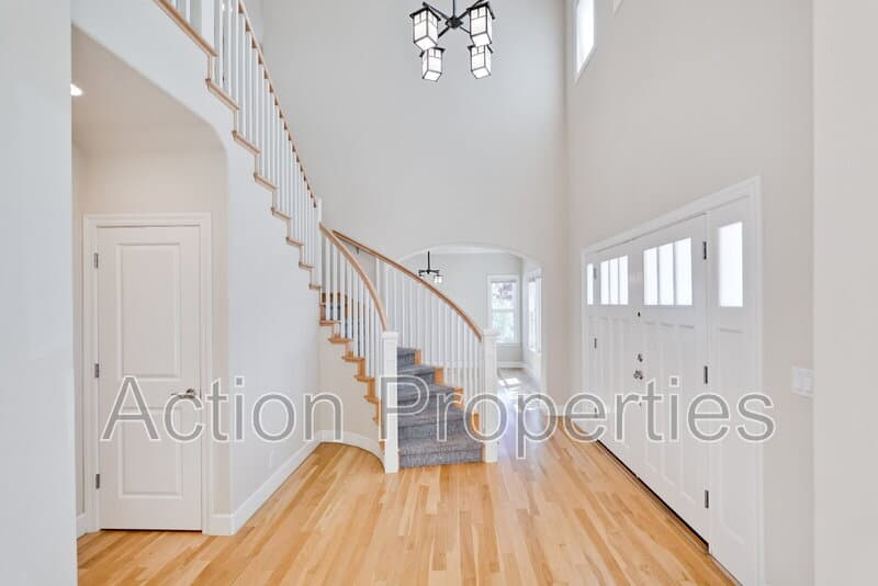 San Jose House: 1182 Curtiss Avenue
