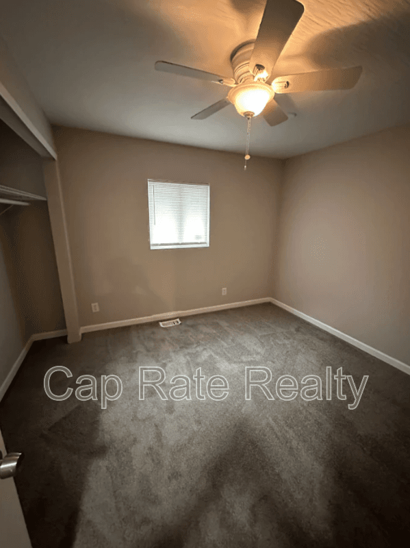 Columbus House: 55 S Wayne Ave