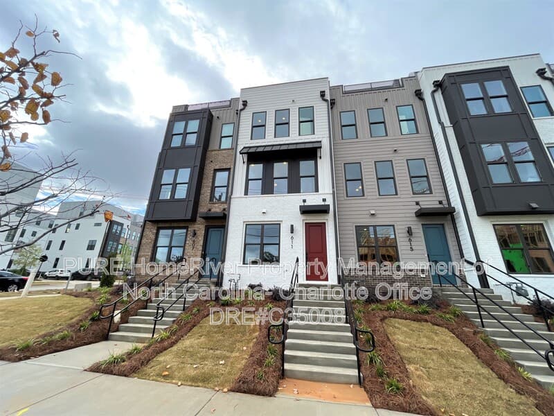 Charlotte House: 611 W Tremont Ave