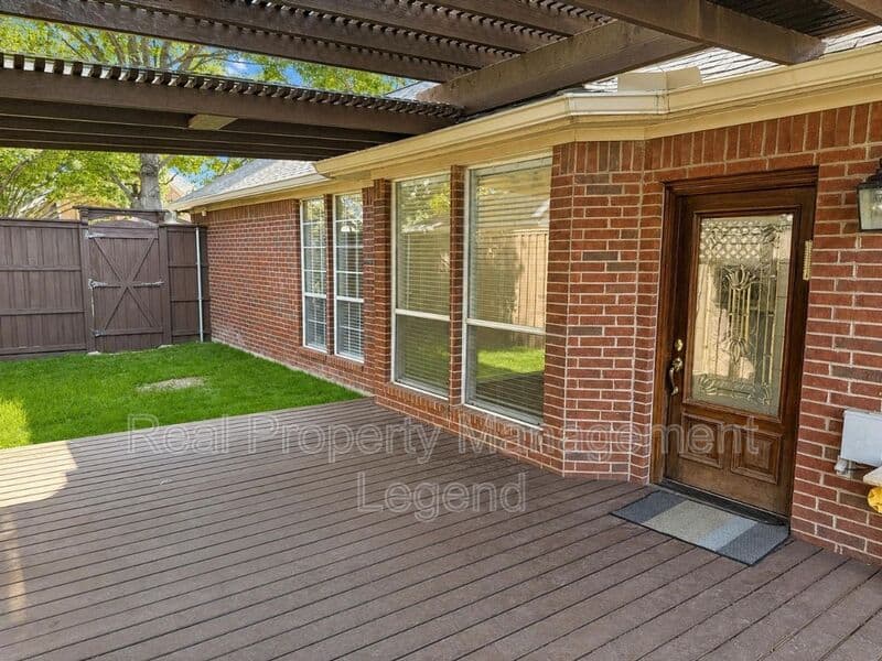 Frisco House: 9518 Prestmont Place