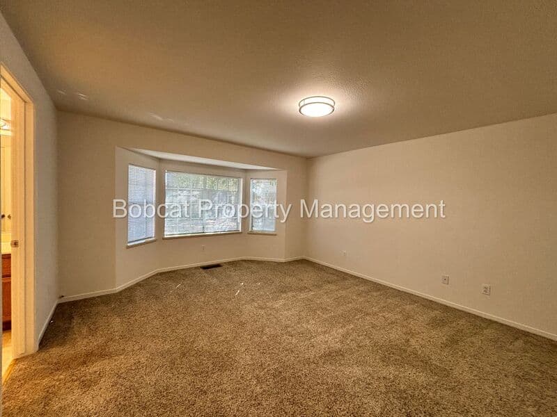 Carson City House: 707 Armory Ln