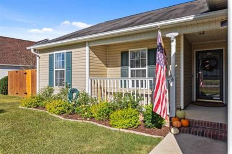 Raeford House: 600 South Buckeye Drive