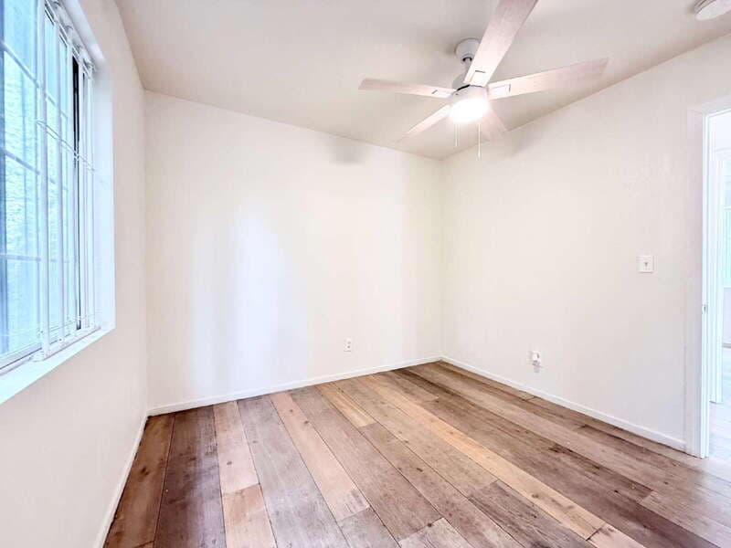 Los Angeles House: 426 East 106th Street