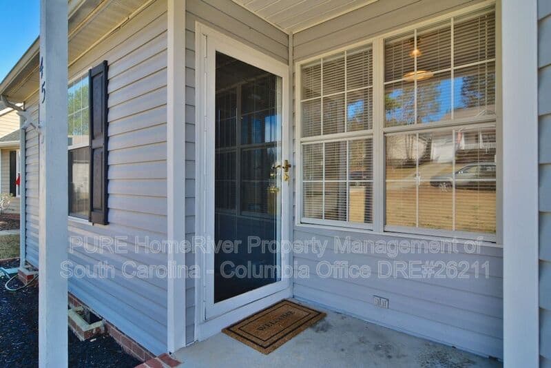 Irmo House: 45 Bradstone Circle