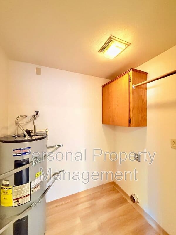 Washougal Townhome: 746 H Street