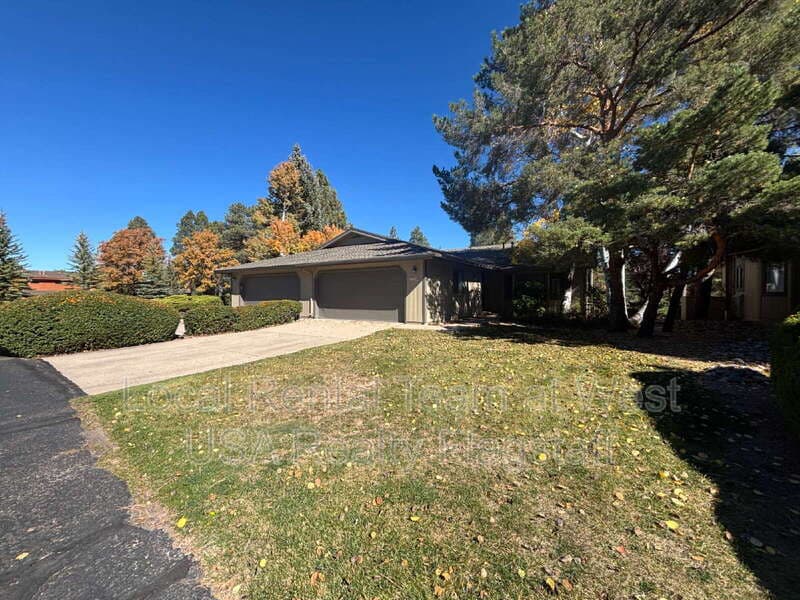 Flagstaff House: 2340 N Plateau Dr