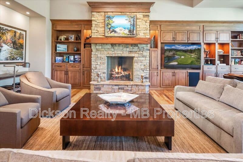 Reno House: 6645 De Chardin Lane