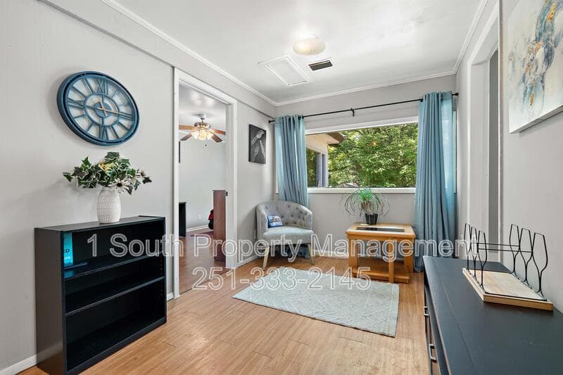 Mobile House: 316 Border Drive West